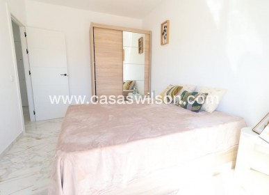 Sale - Townhouse - Torrevieja - Costa Blanca