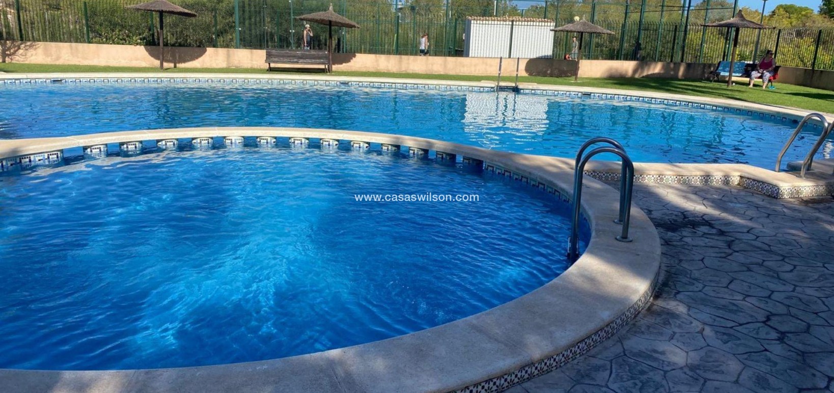 Sale - Townhouse - Torrevieja - Los Balcones