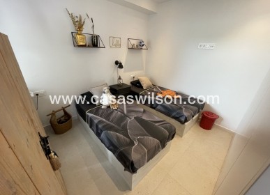 Sale - Bungalow - Pilar de la Horadada - Costa Blanca