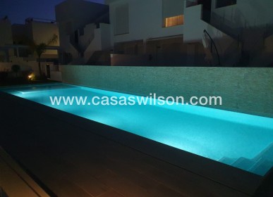 Sale - Bungalow - Pilar de la Horadada - Costa Blanca