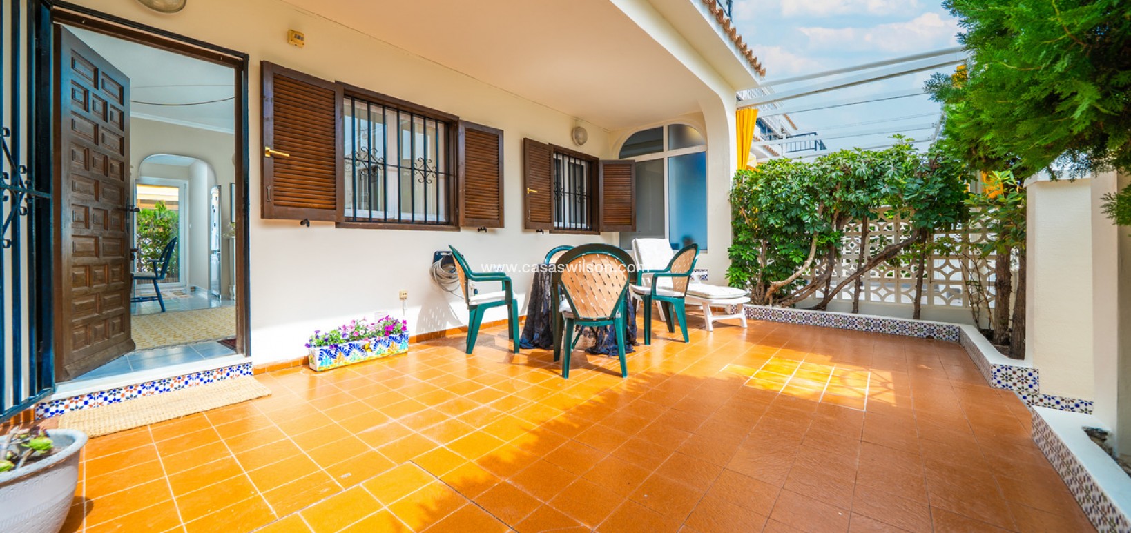 Sale - Bungalow - Torrevieja - La Mata