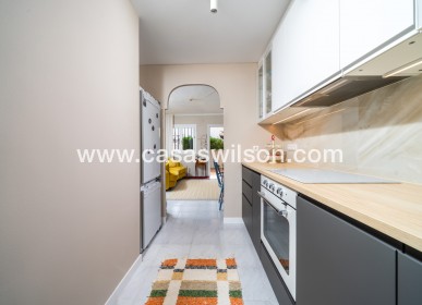 Sale - Bungalow - Torrevieja - La Mata