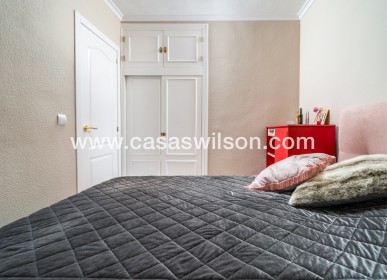 Sale - Bungalow - Torrevieja - La Mata