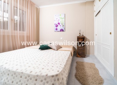 Sale - Bungalow - Torrevieja - La Mata