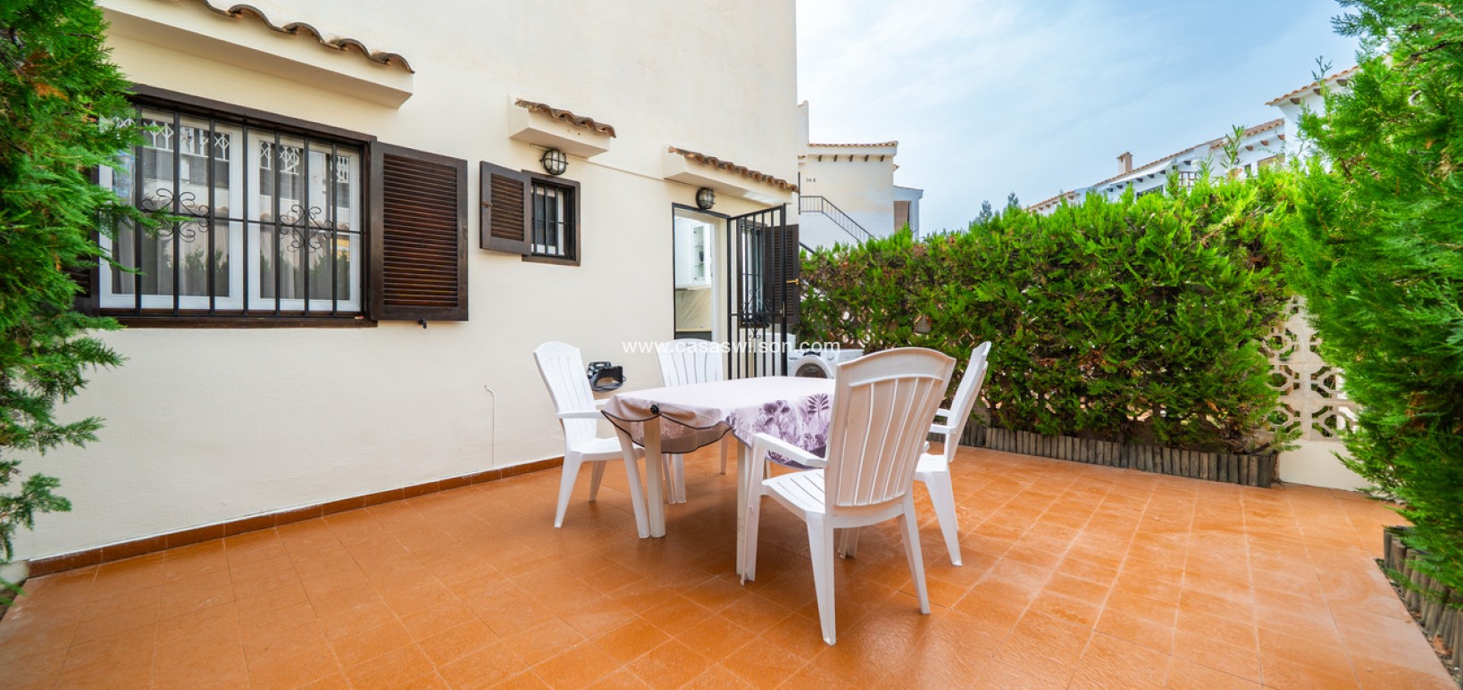 Sale - Bungalow - Torrevieja - La Mata