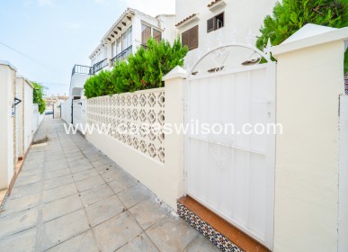 Sale - Bungalow - Torrevieja - La Mata