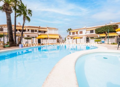 Sale - Bungalow - Torrevieja - La Mata