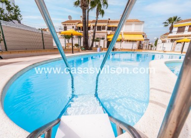 Sale - Bungalow - Torrevieja - La Mata
