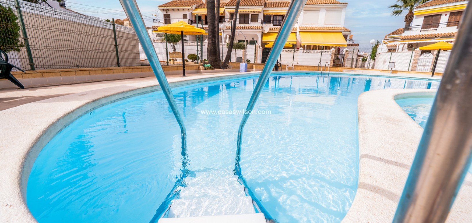 Sale - Bungalow - Torrevieja - La Mata