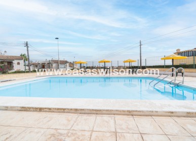 Sale - Bungalow - Torrevieja - La Mata