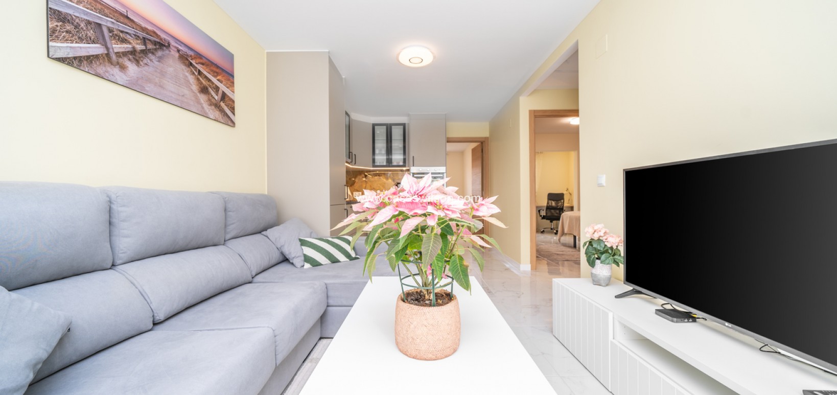 Sale - Bungalow - Torrevieja - Torretas