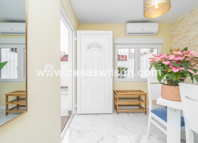 Sale - Bungalow - Torrevieja - Torretas