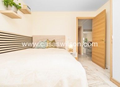 Sale - Bungalow - Torrevieja - Torretas