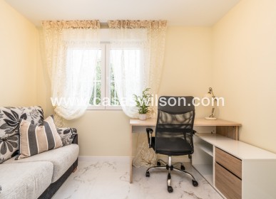 Sale - Bungalow - Torrevieja - Torretas