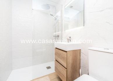 Sale - Bungalow - Torrevieja - Torretas