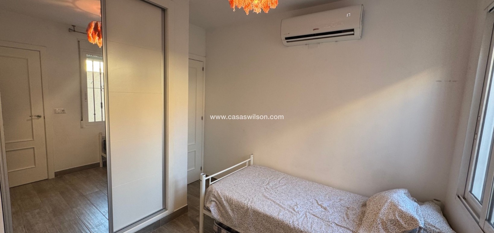 Sale - Apartment - La Zenia - Costa Blanca