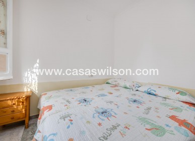 Sale - Apartment - Torrevieja - Centro