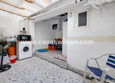 Sale - Apartment - Torrevieja - Centro