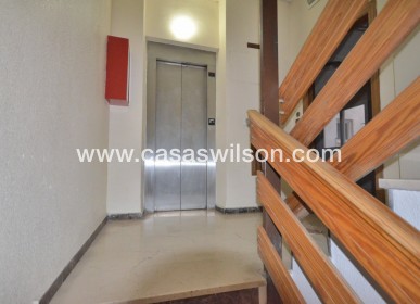 Sale - Apartment - Torrevieja - Centro