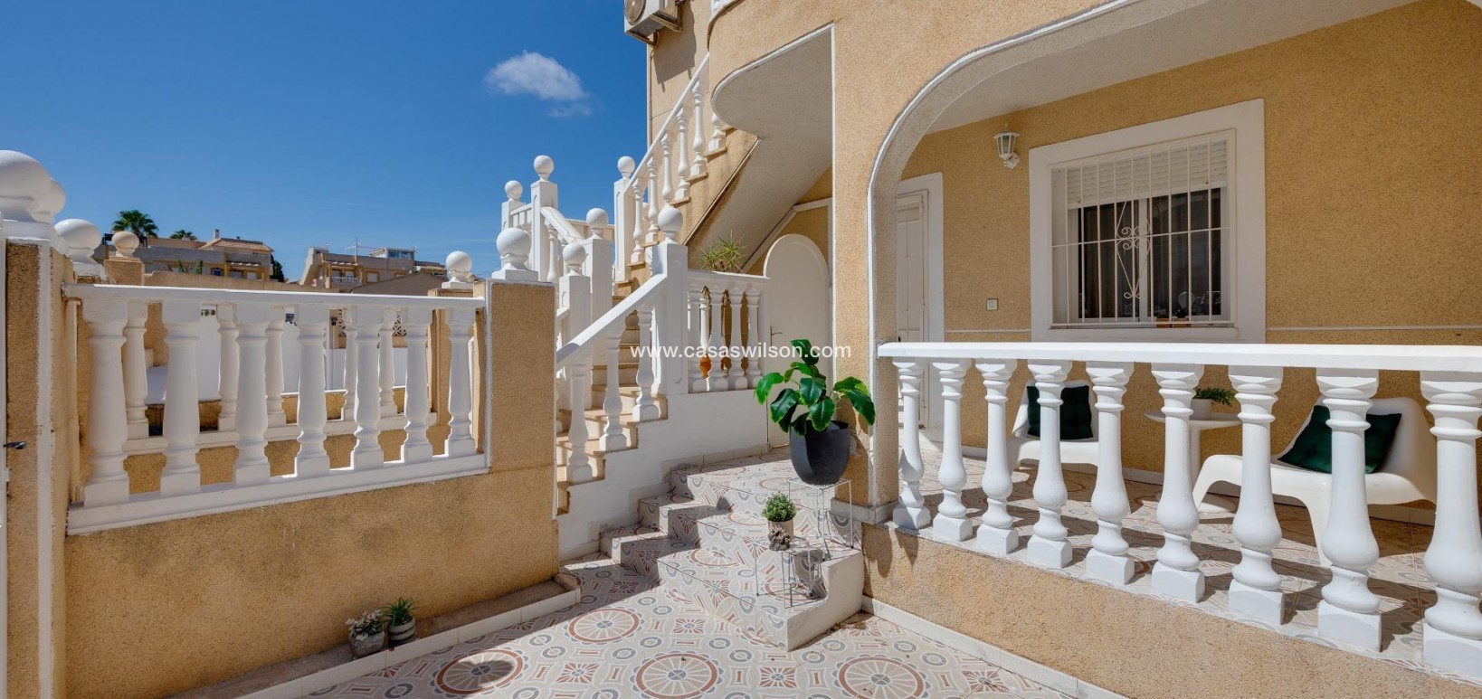 Sale - Bungalow - Torrevieja - Los Frutales