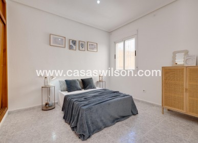 Sale - Bungalow - Torrevieja - Los Frutales