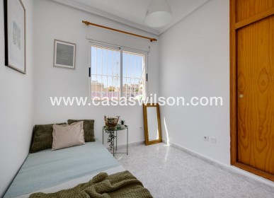 Sale - Bungalow - Torrevieja - Los Frutales