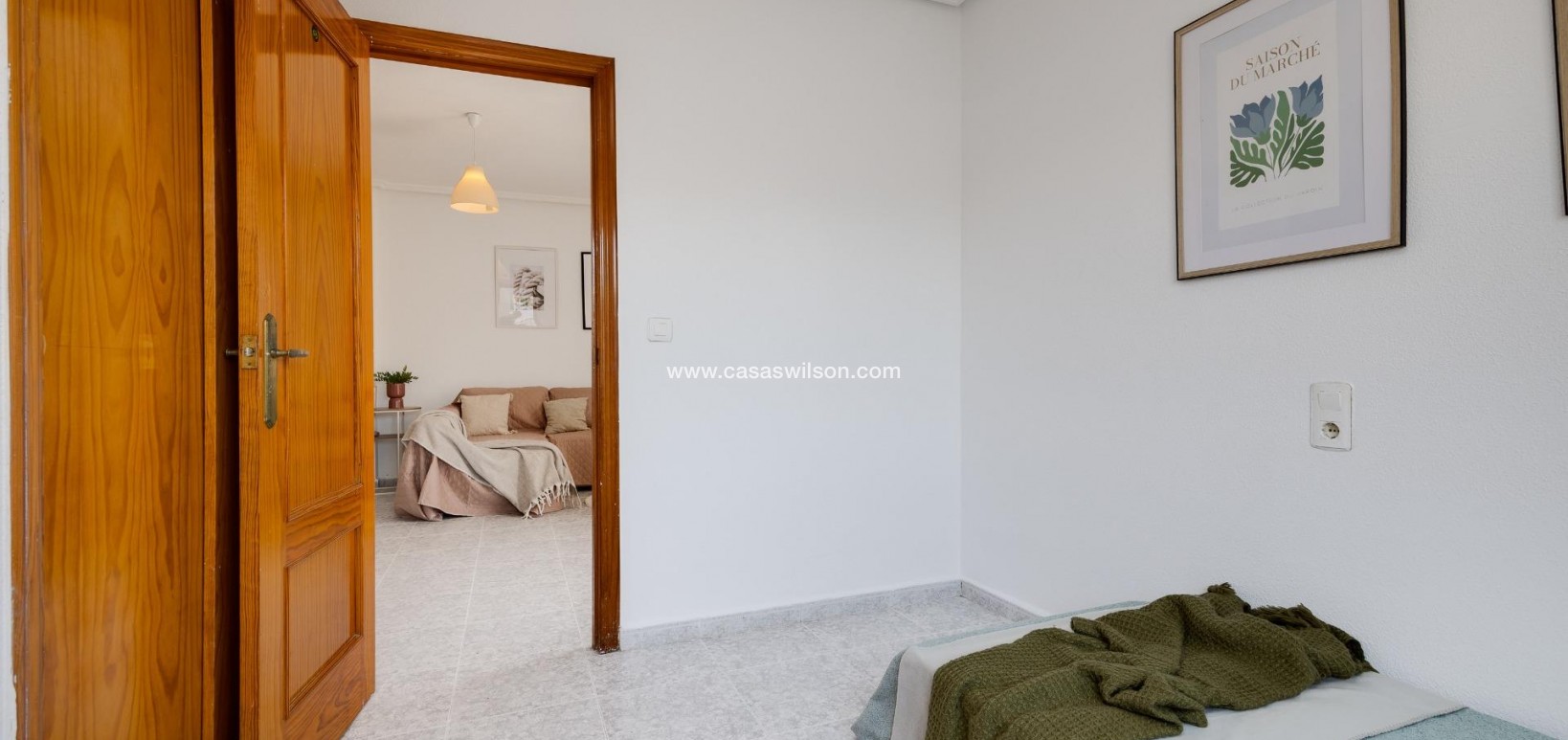 Sale - Bungalow - Torrevieja - Los Frutales