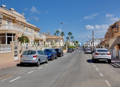 Sale - Bungalow - Torrevieja - Los Frutales