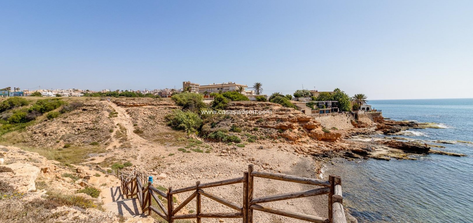 Sale - Bungalow - Torrevieja - Los Frutales