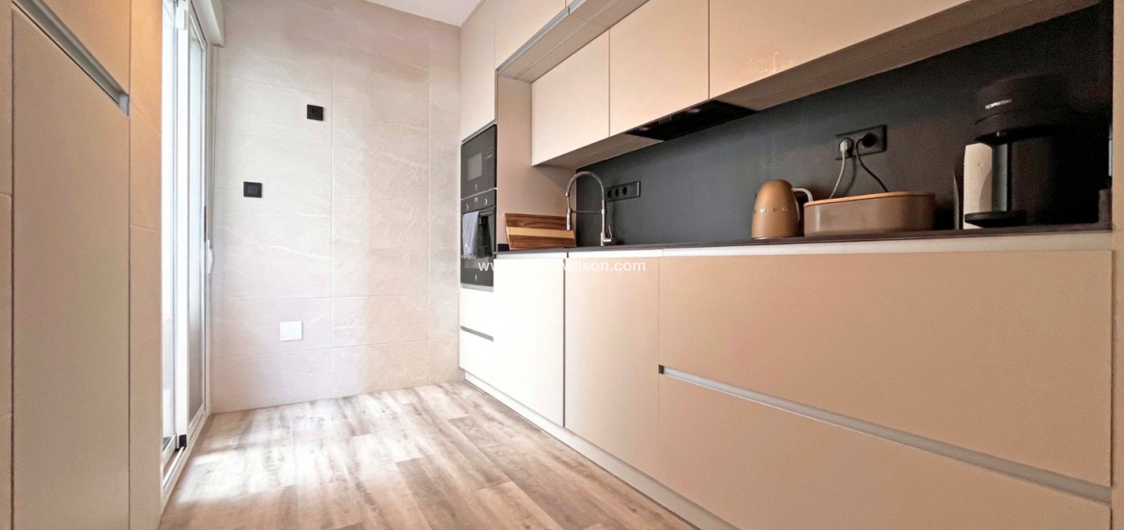 Sale - Townhouse - Torrevieja - Costa Blanca