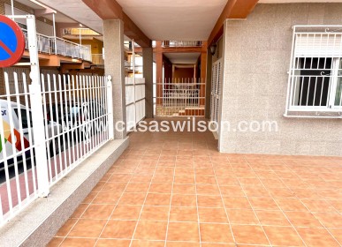 Sale - Apartment - Torrevieja - Playa de los Naufragos