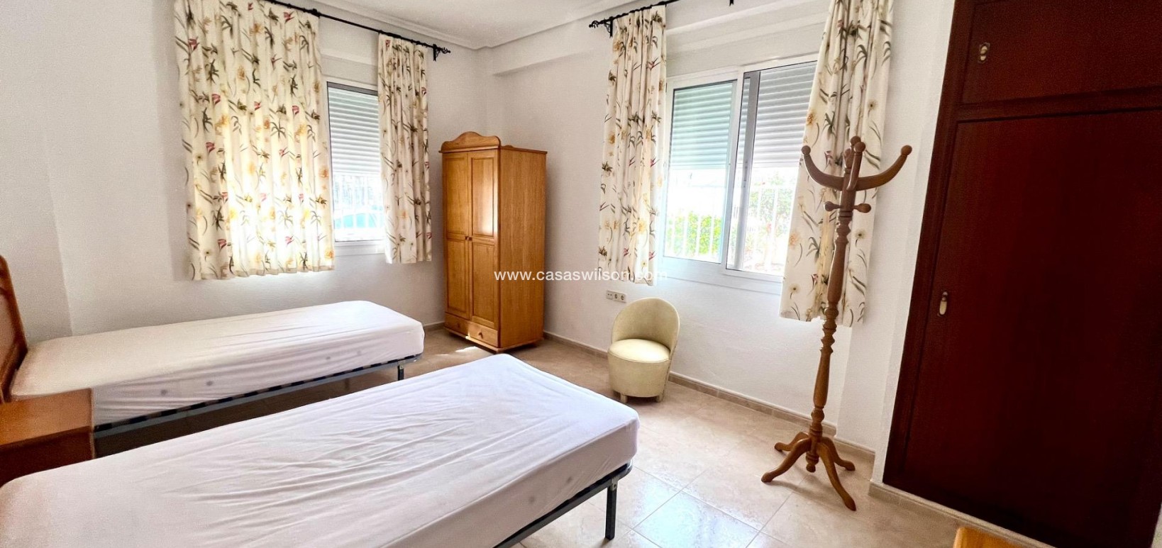 Sale - Apartment - Torrevieja - Playa de los Naufragos