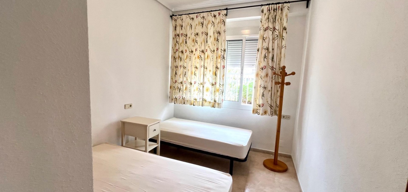 Sale - Apartment - Torrevieja - Playa de los Naufragos
