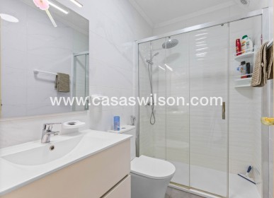 Sale - Bungalow - Torrevieja - Costa Blanca