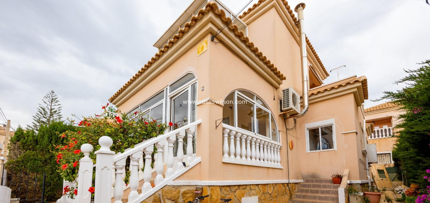 Sale - Villa - Orihuela Costa - Villamartín-Las Filipinas