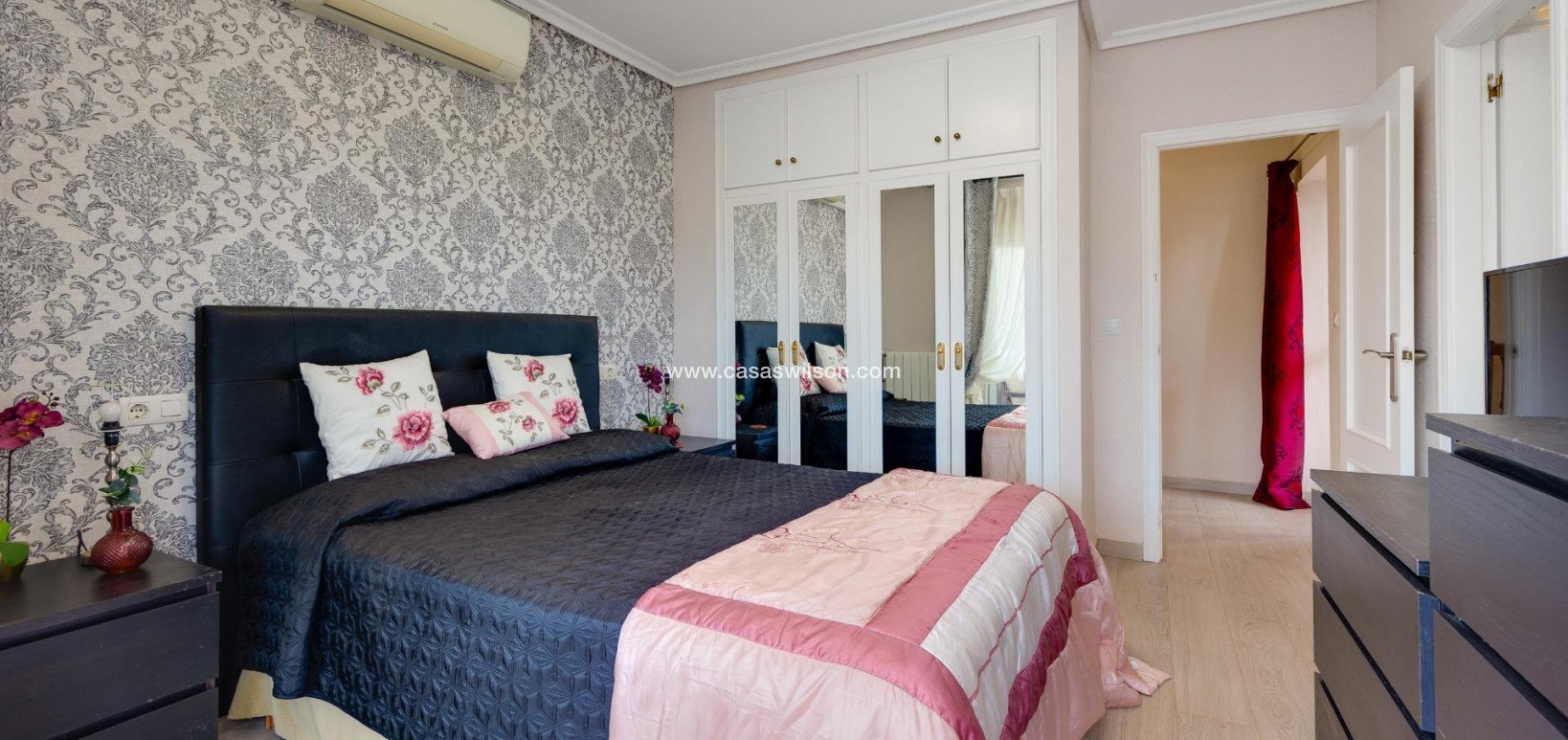 Sale - Villa - Orihuela Costa - Villamartín-Las Filipinas