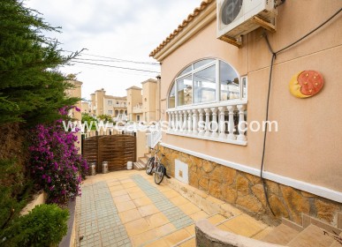 Sale - Villa - Orihuela Costa - Villamartín-Las Filipinas