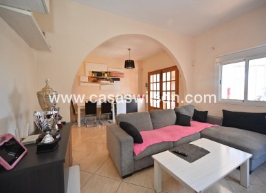 Sale - Townhouse - Orihuela - Urbanización Perla Del Mar