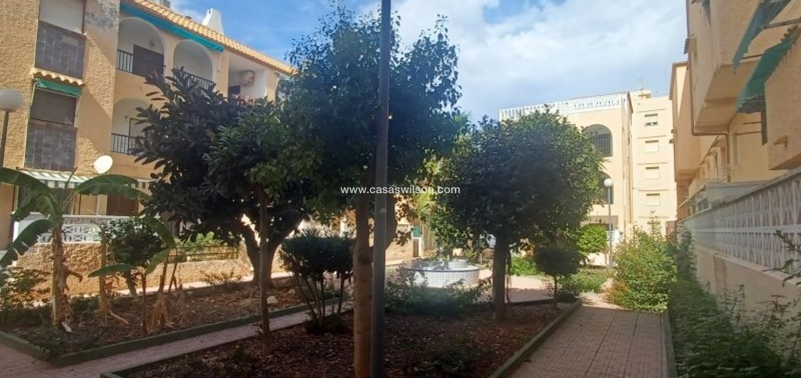 Sale - Bungalow - Torrevieja - Costa Blanca