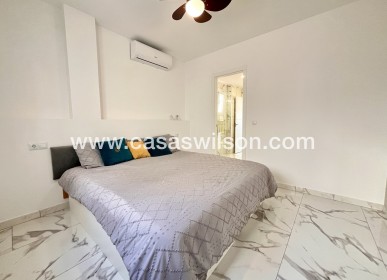 Sale - Apartment - Villamartin - Costa Blanca