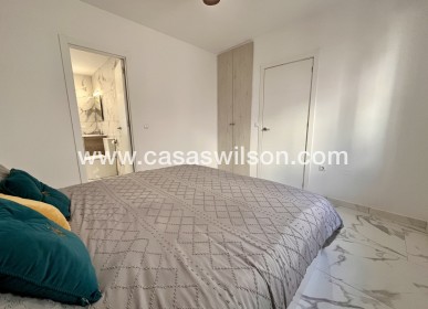 Sale - Apartment - Villamartin - Costa Blanca