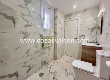 Sale - Apartment - Villamartin - Costa Blanca