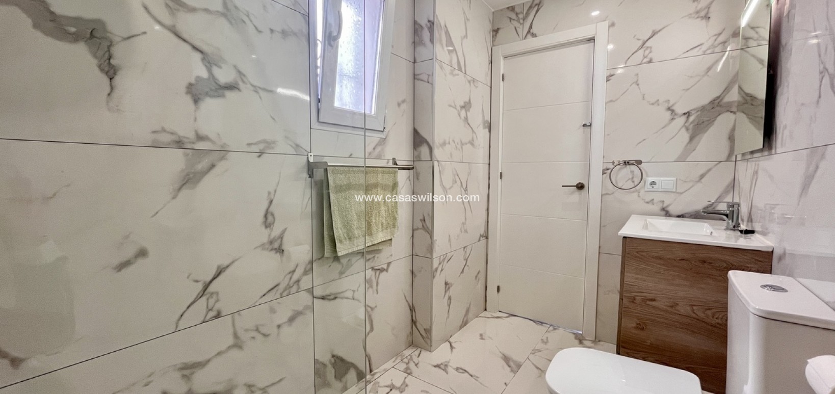 Sale - Apartment - Villamartin - Costa Blanca