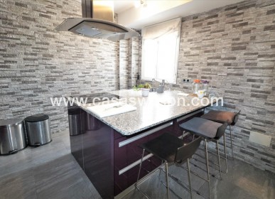 Sale - Apartment - Torrevieja - Playa de los Naufragos