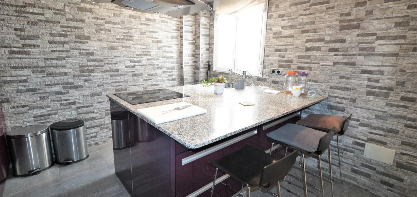 Sale - Apartment - Torrevieja - Playa de los Naufragos