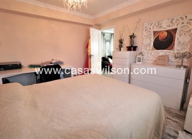 Sale - Apartment - Torrevieja - Playa de los Naufragos