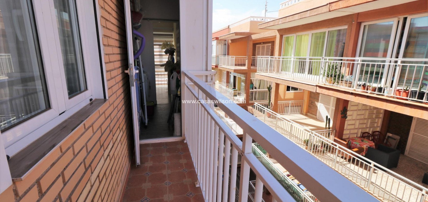 Sale - Apartment - Torrevieja - Playa de los Naufragos