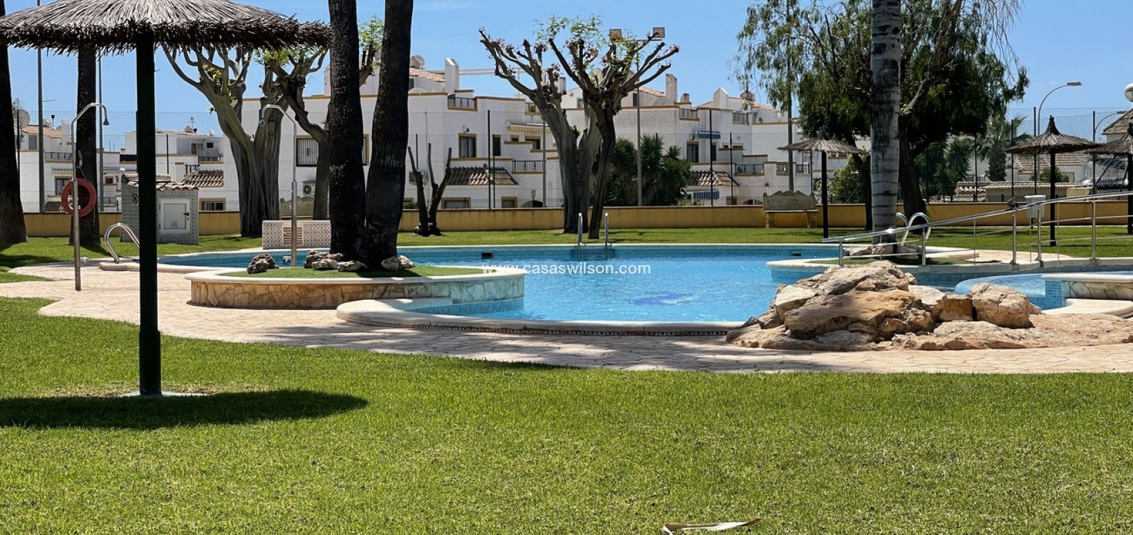 Sale - Townhouse - Orihuela Costa