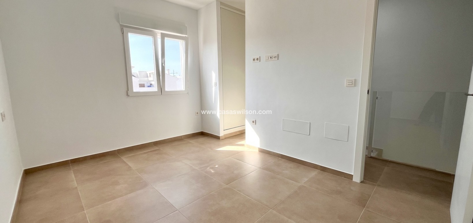 Sale - Townhouse - Pilar de la Horadada - Costa Blanca