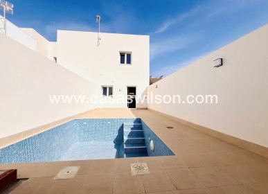 Sale - Townhouse - Pilar de la Horadada - Costa Blanca